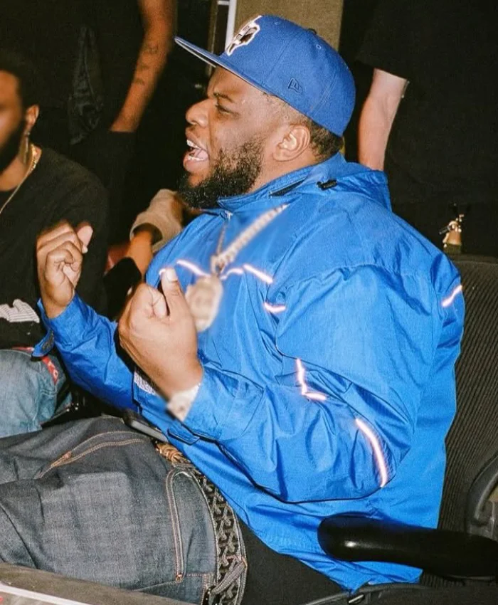 Maxo Kream Blue Windbreaker Jacket