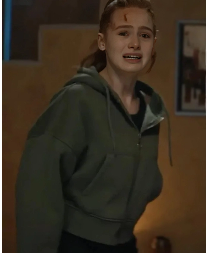 Maya Film The Strangers Chapter 2 2025 Madelaine Petsch Green Jacket