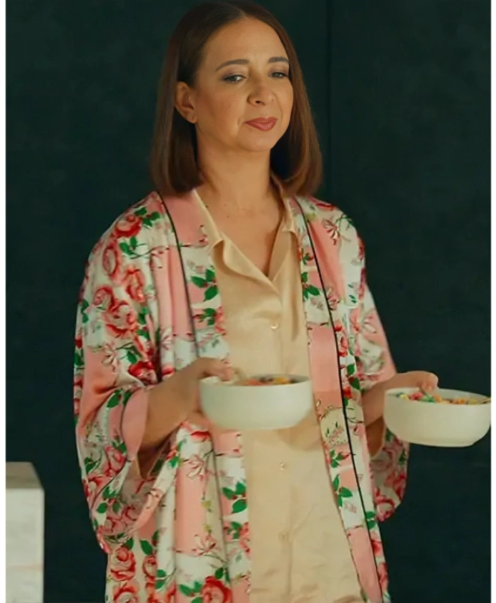 Maya Rudolph Loot S03 Satin Robe