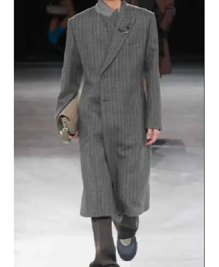 Alternative view of Etalk 2025 Michael Fassbender Grey Coat