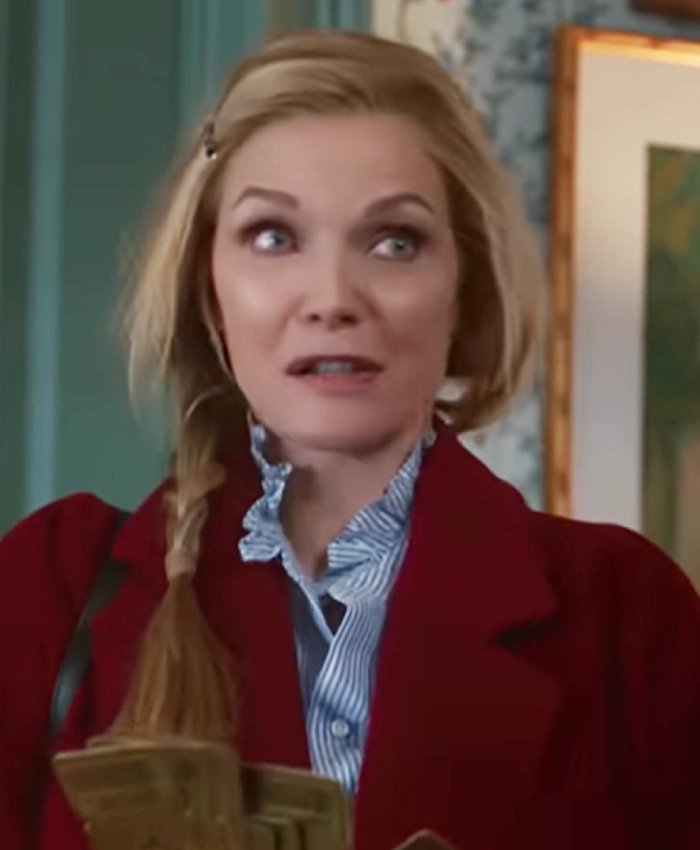 Michelle Pfeiffer Film Oh What Fun 2025 Red Coat