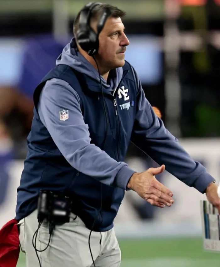 Mike Vrabel Patriots T Strong Vest