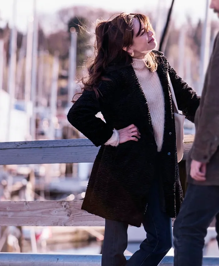 Murder In A Small Town Kristin Kreuk Coat