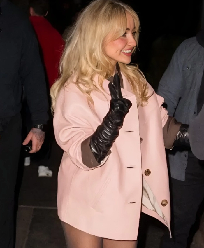 New York City 2025 Sabrina Carpenter Rounded Collar Short Pink Coat Jacket