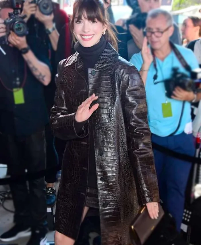 New York Fashion Week 2023 Anne Hathaway Brown Leather Coat