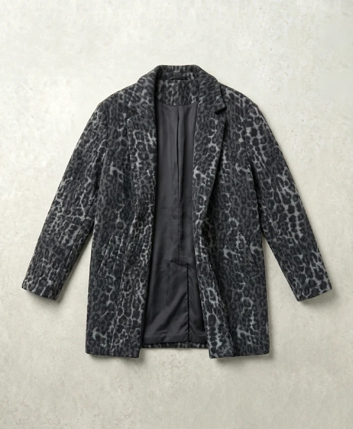 Rain Beauty in Black S02 Leopard Print Coat - Image 2