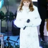 Reba McEntire Rockefeller Center Christmas Tree Lighting Ceremony 2025 Coat