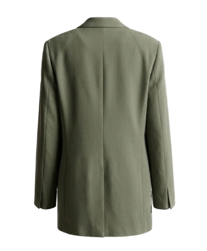 Renate Reinsve Backrooms Teal Blazer - Image 3