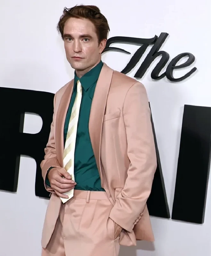 Robert Pattinson Red Carpet Pink Suit - Image 2