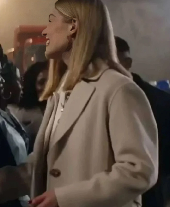 Rosamund Pike Now You See Me 3 Beige Trench Coat