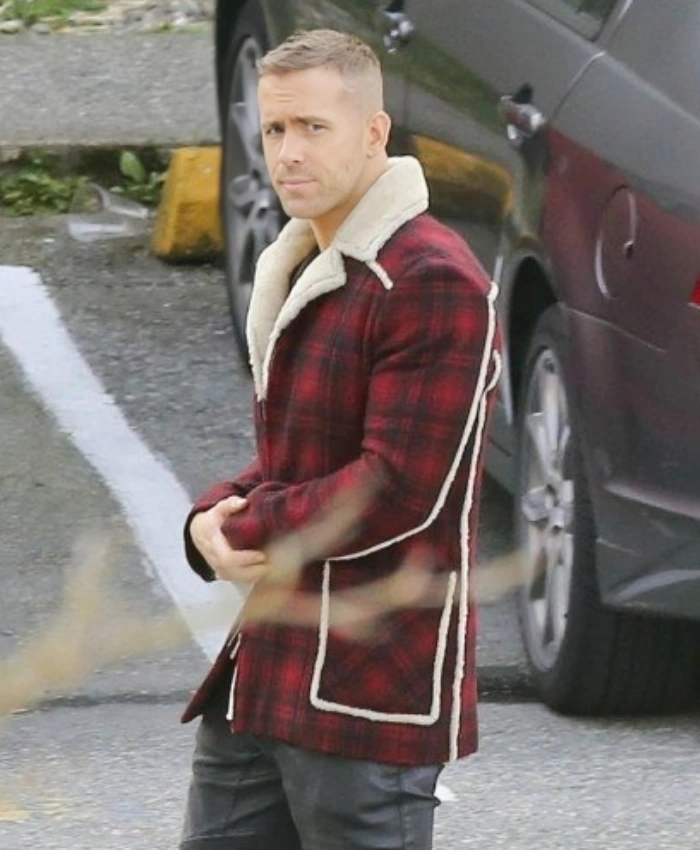 Ryan Reynolds Deadpool Red Jacket