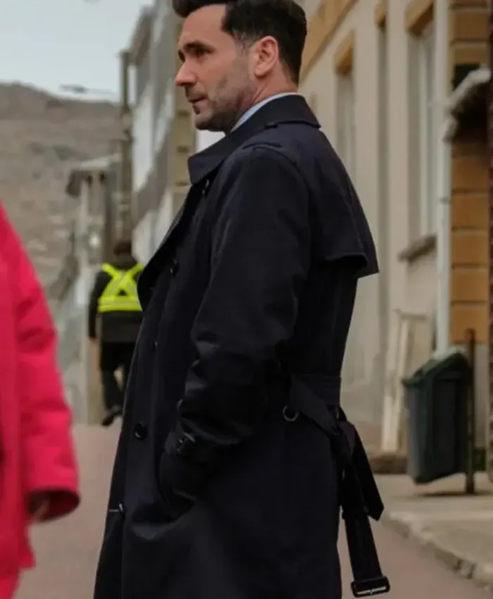 Saint Pierr Allan Hawco Black Coat