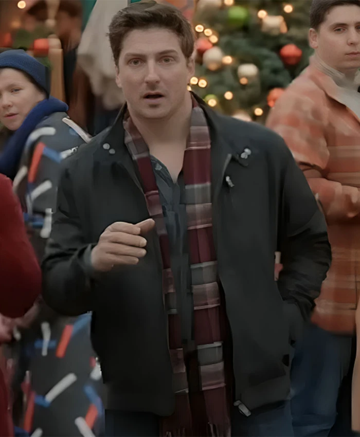 Santa Tell Me Daniel Lissing Green Jacket