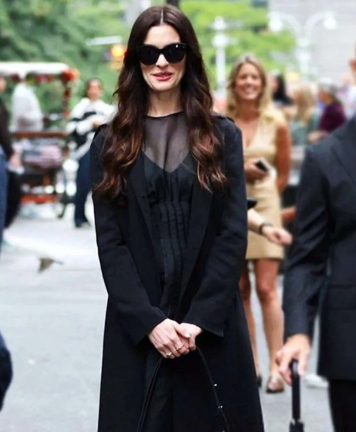 Andy Sachs The Devil Wears Prada 2 Black Coat - Image 3