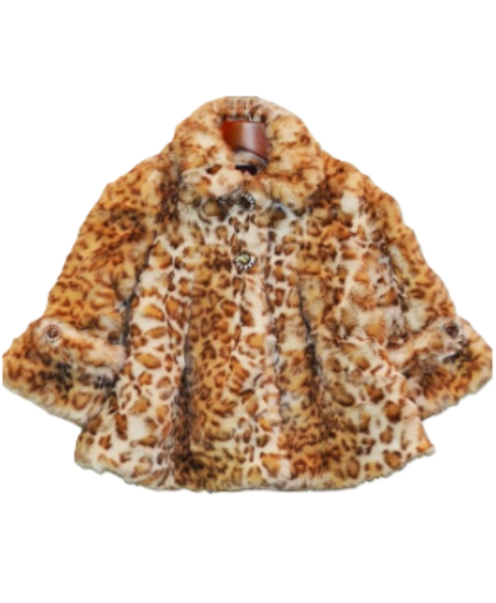 Family Vacation S8 Nicole Polizzi Leopard Fur Coat - Image 2