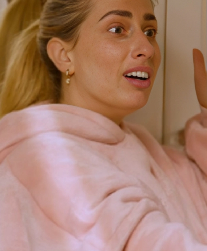 Stacey And Joe S02 Stacey Solomon Pink Long Sherpa Hoodie Blanket