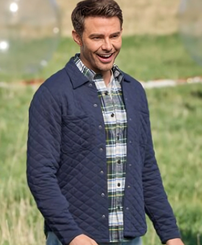 TV Series Finding Mr Christmas S02 Jonathan Bennett Blue Quilted Overshirt
