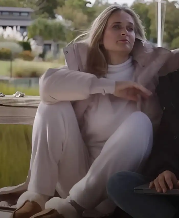 The Summer I Turned Pretty S02 Susannah Puffer Coat