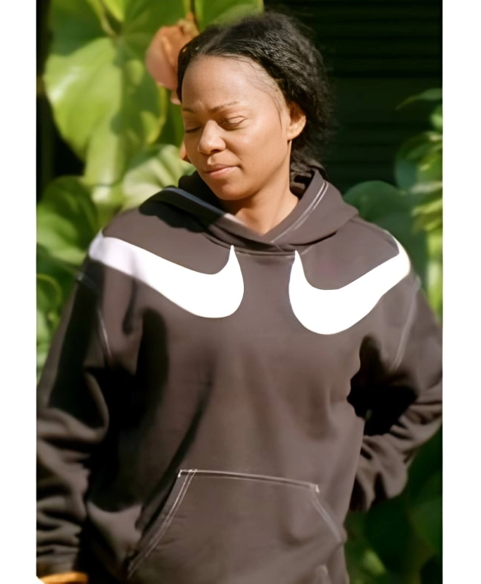 Tiffany Haddish Goes Off 2025 Sparkle Clark Oversize Sweatshirt