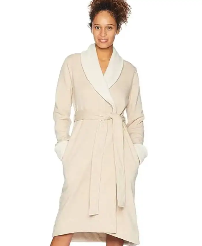 Fargo S05 Juno Temple Bath Robe