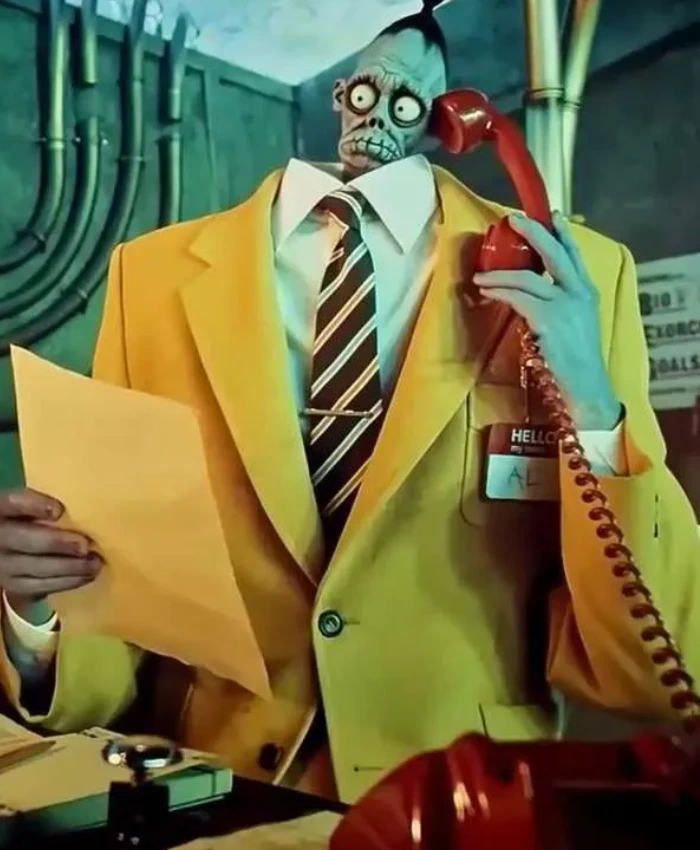 Get Beetlejuice Beetlejuice Bob the Shrinker Head Yellow Suit