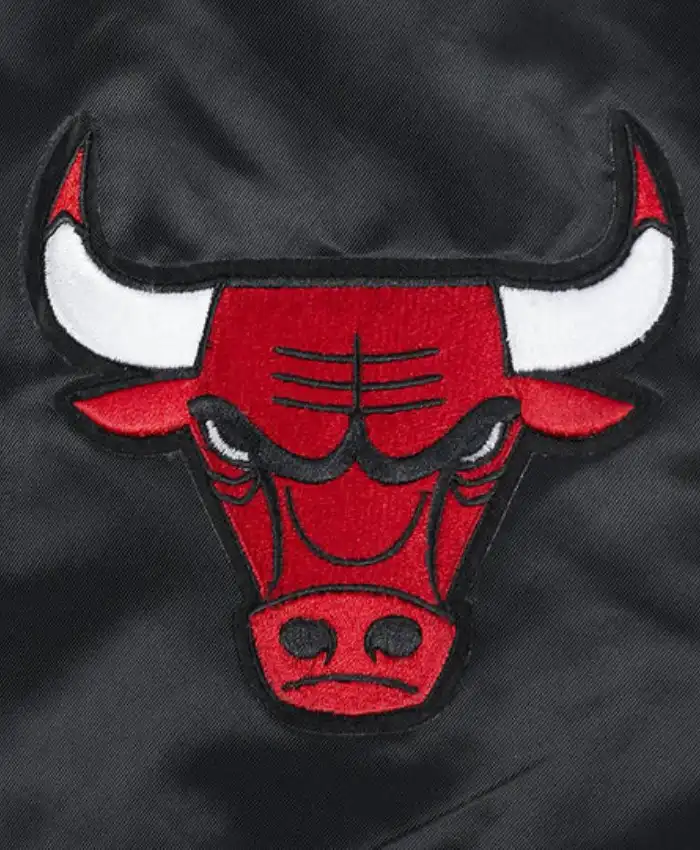 CHICAGO BULLS SHOW TIME SATIN JACKET