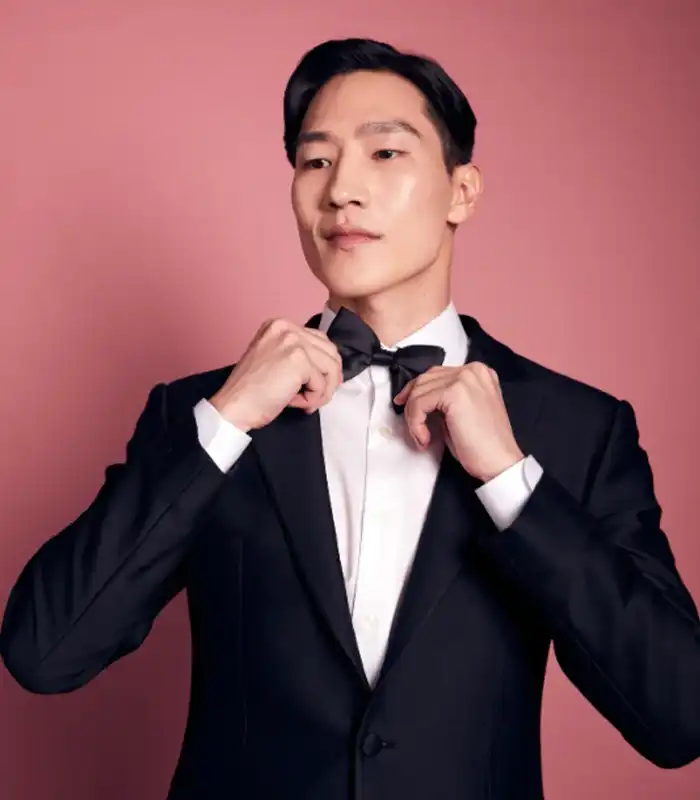 Pachinko Steve Sang Hyun Noh Black Blazer