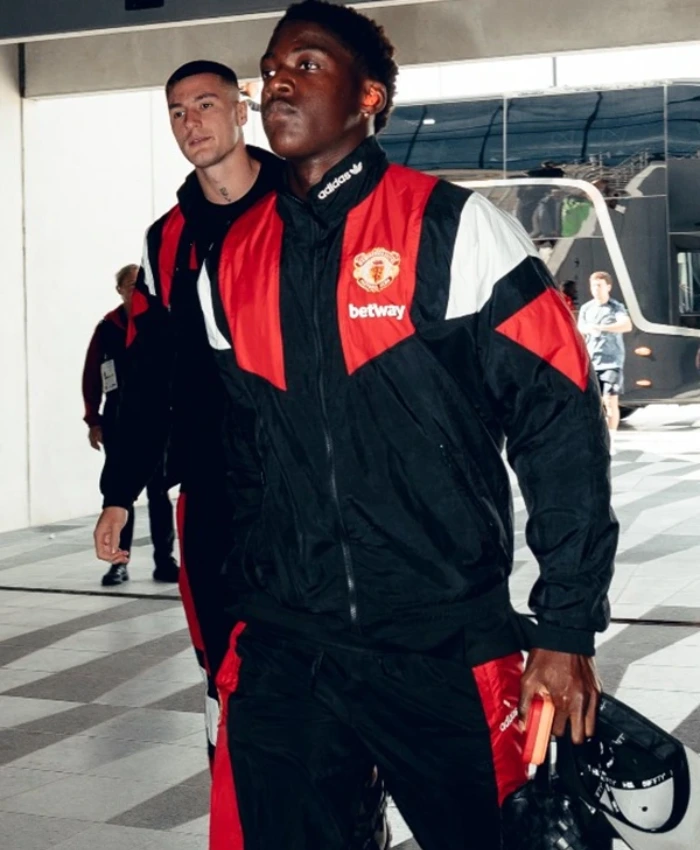 Get Manchester United 202627 Adidas EQT Zip Up Black Jacket