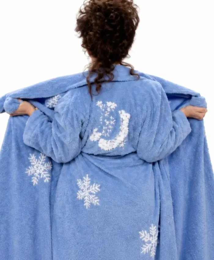 Fran Drescher The Nanny Blue Snowflake Bathrobe