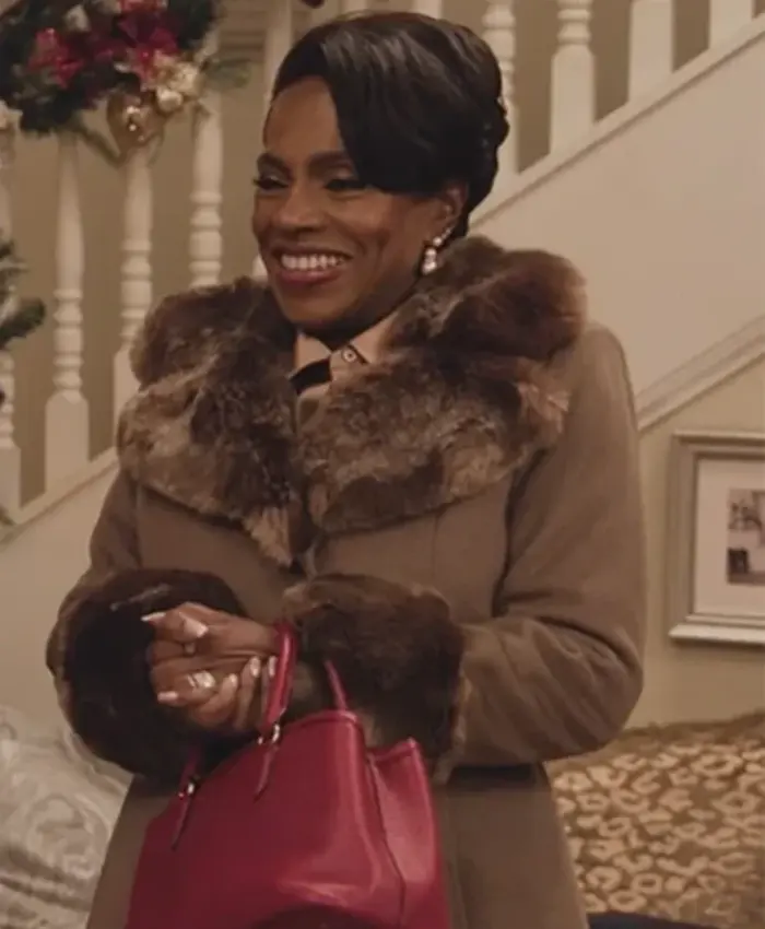 Barbara Howard Abbott Elementary Brown Fur Coat