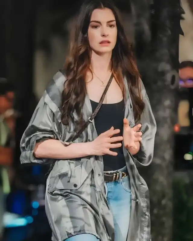 Anne Hathaway The Devil Wears Prada 2 Silk Striped Utility Jacket