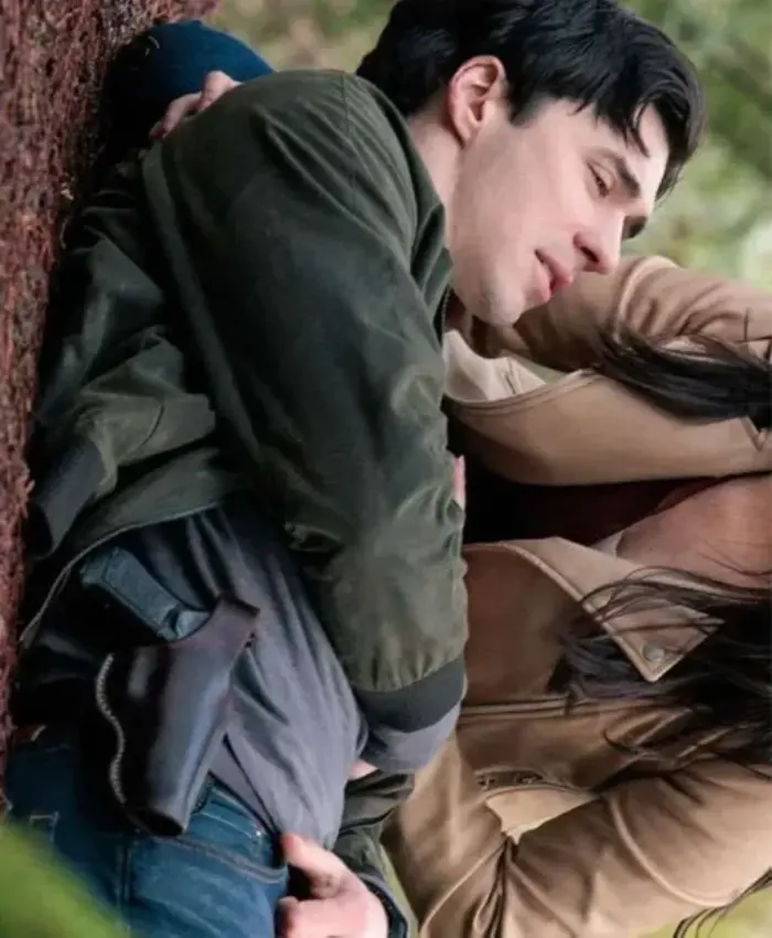 Liam O’Conner Providence Falls S01 Green Jacket